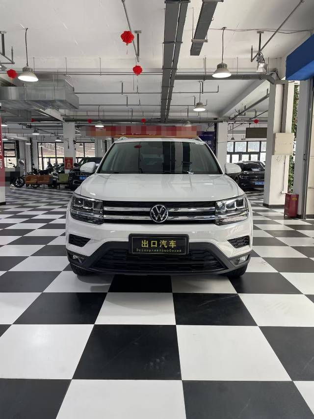 Volkswagen Tharu 2021 car image #2