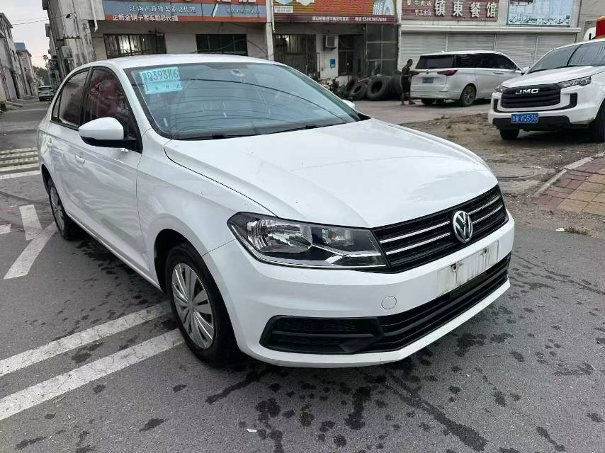 Volkswagen Santana 2017 car image #2