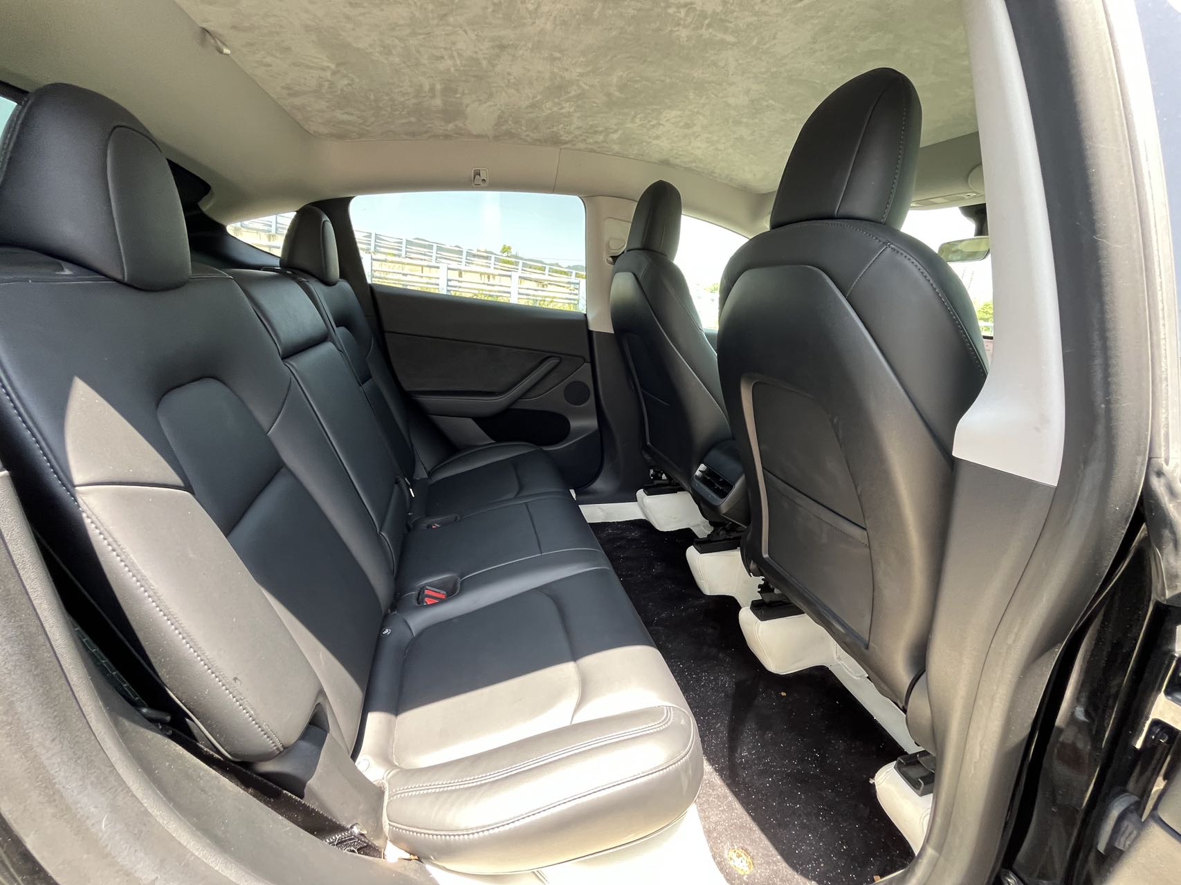 Tesla Model Y 2021 #11 Tesla Model Y 2021 car image #11