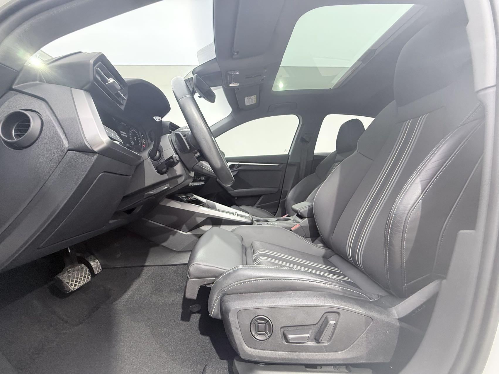 Audi A3 2022 car image #7