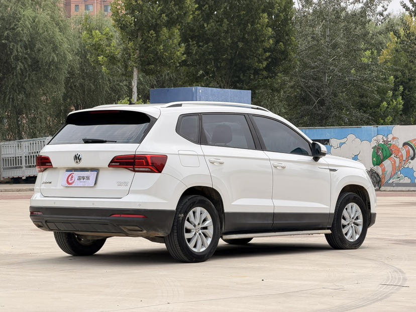 Volkswagen Tharu 2019 car image #15
