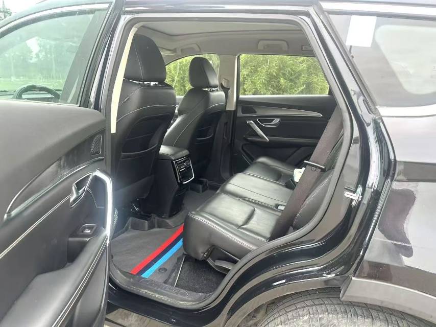 Jetour X70 PLUS 2022 car image #6