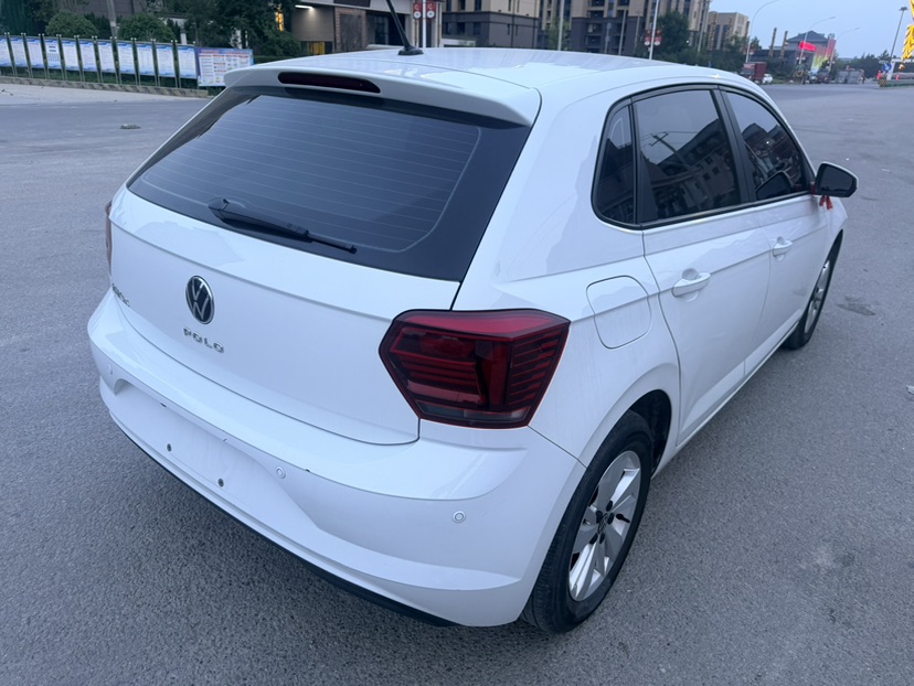 Volkswagen Polo 2023 car image #6