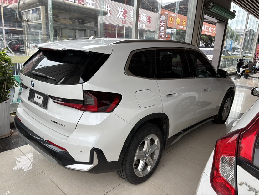 BMW X1 2024 car image #4