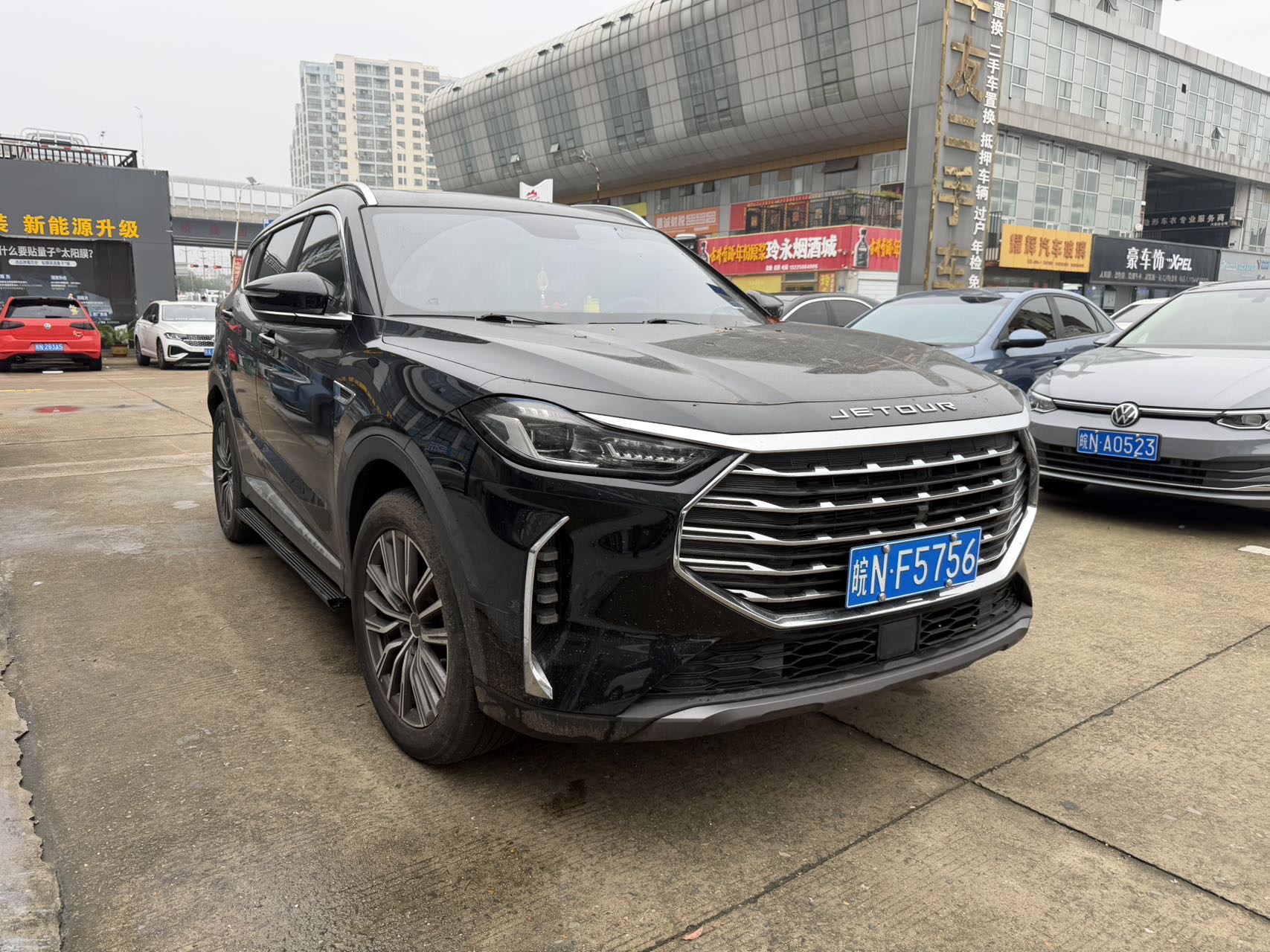 Jetour X70 PLUS 2023 car image #3