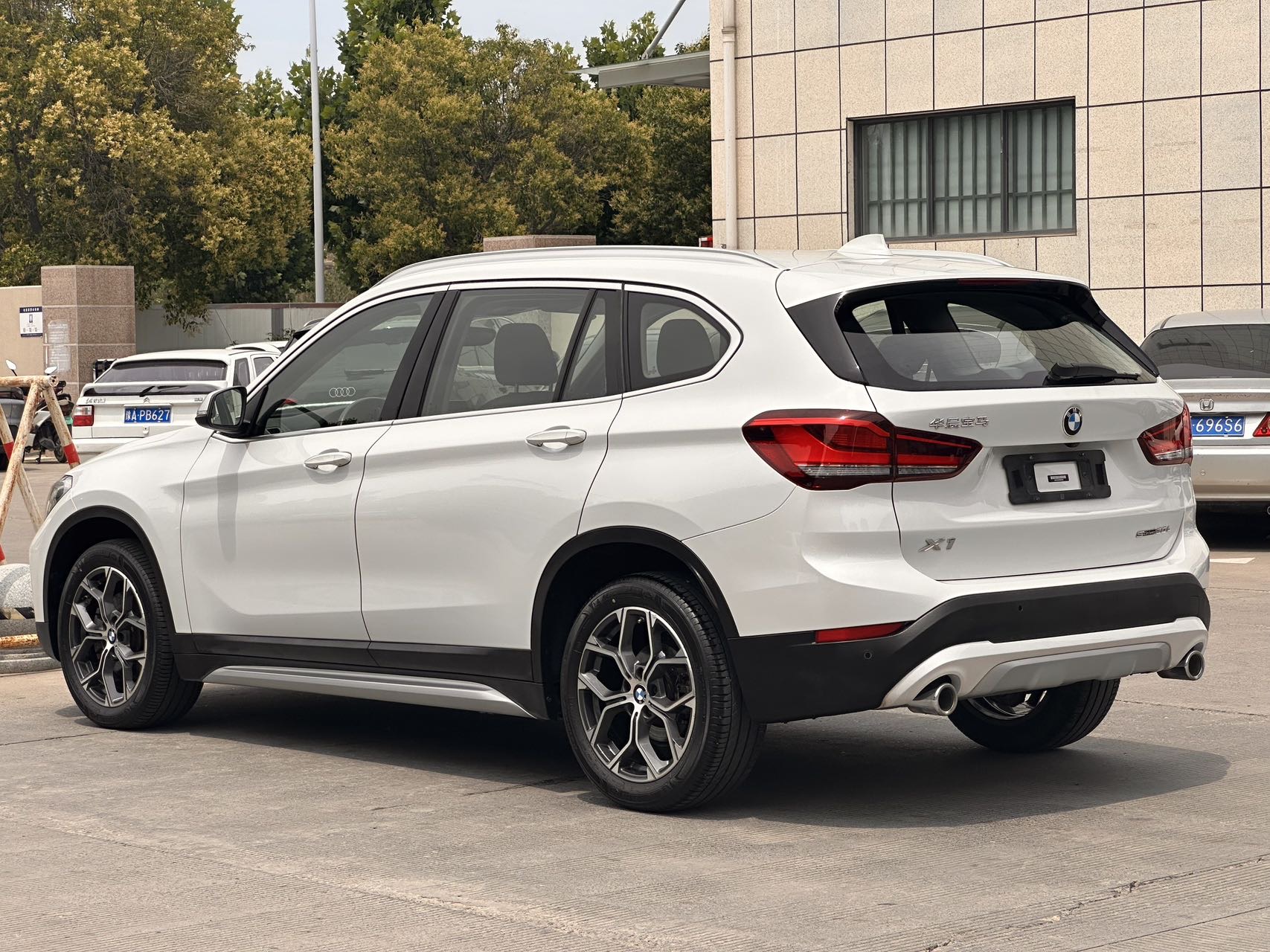 BMW X1 2022 #6 BMW X1 2022 car image #6