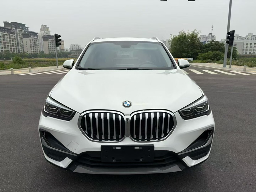 BMW X1 2021 #2 BMW X1 2021 car image #2