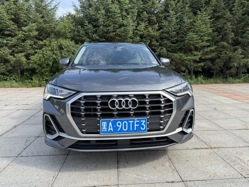 Audi Q3 2022 #2 Audi Q3 2022 car image #2