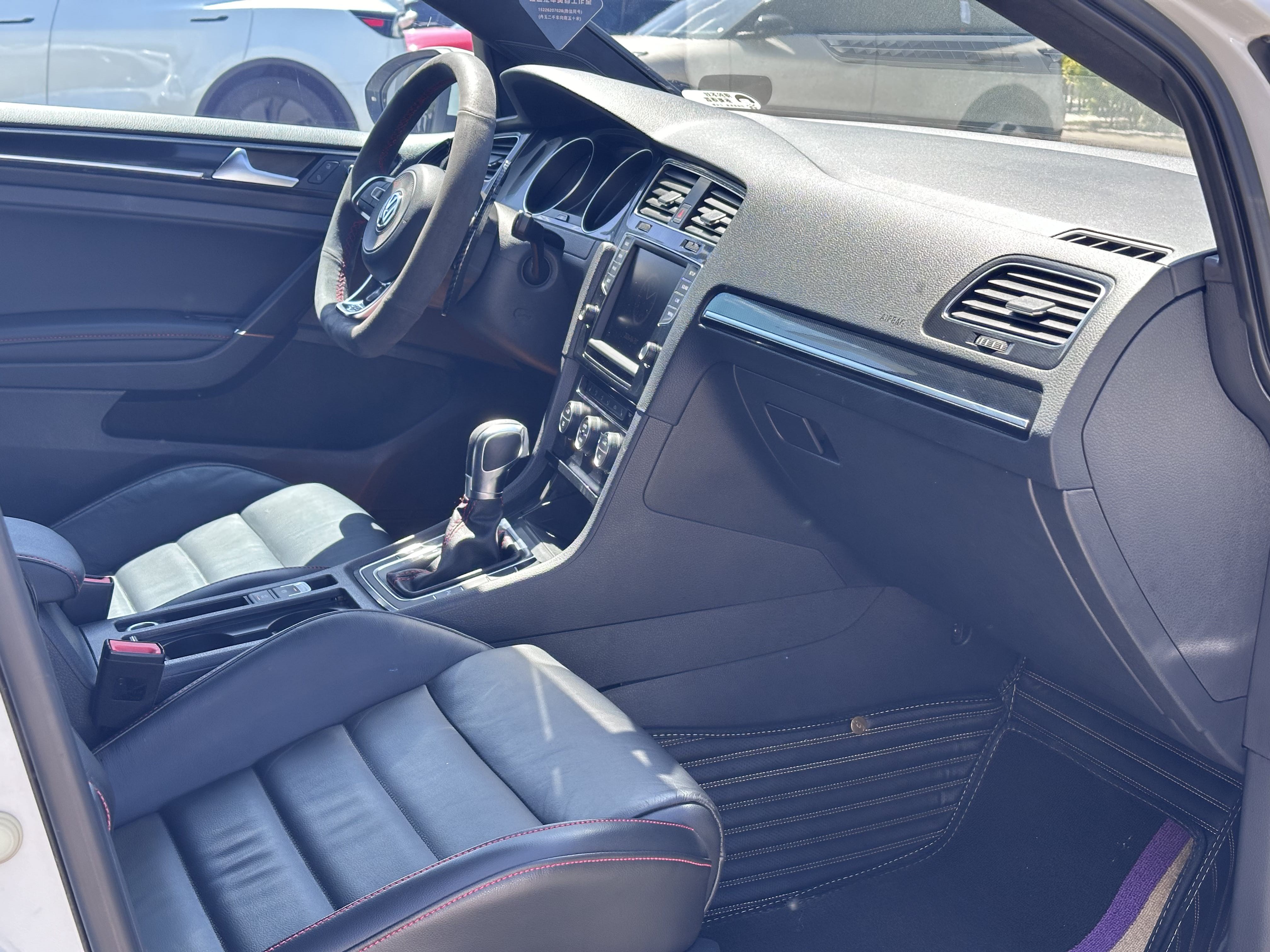 Volkswagen GolfGTI 2018 #9 Volkswagen GolfGTI 2018 car image #9