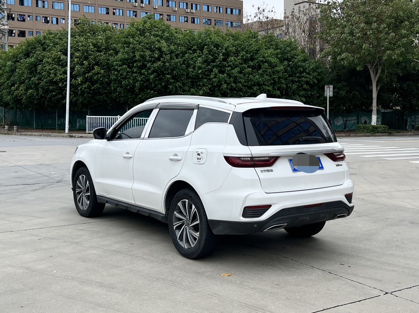 GEELY Vision X6 2021 car image #6
