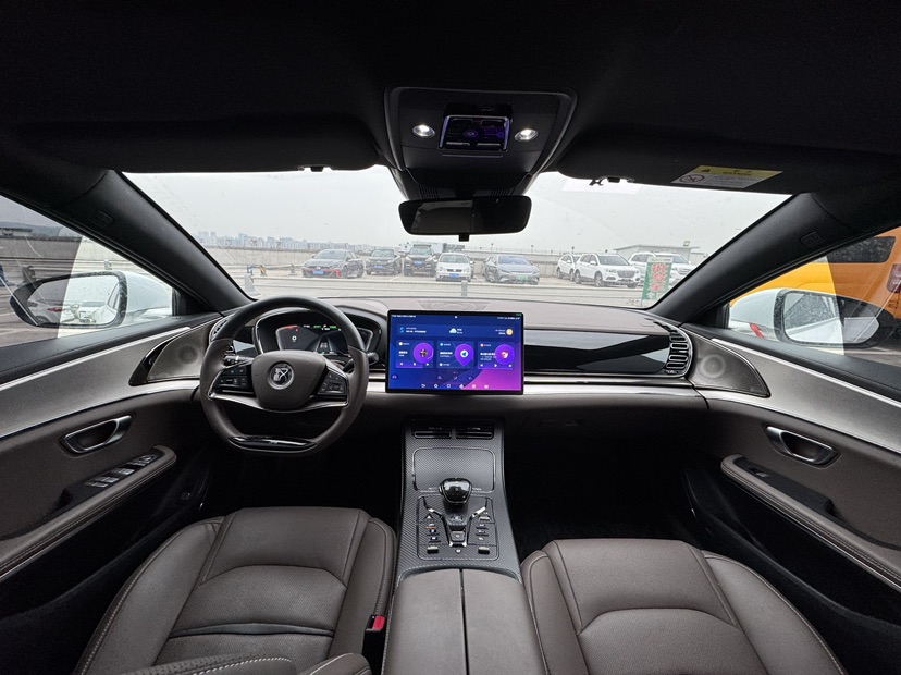 BYD Han 2022 immagine di auto #10