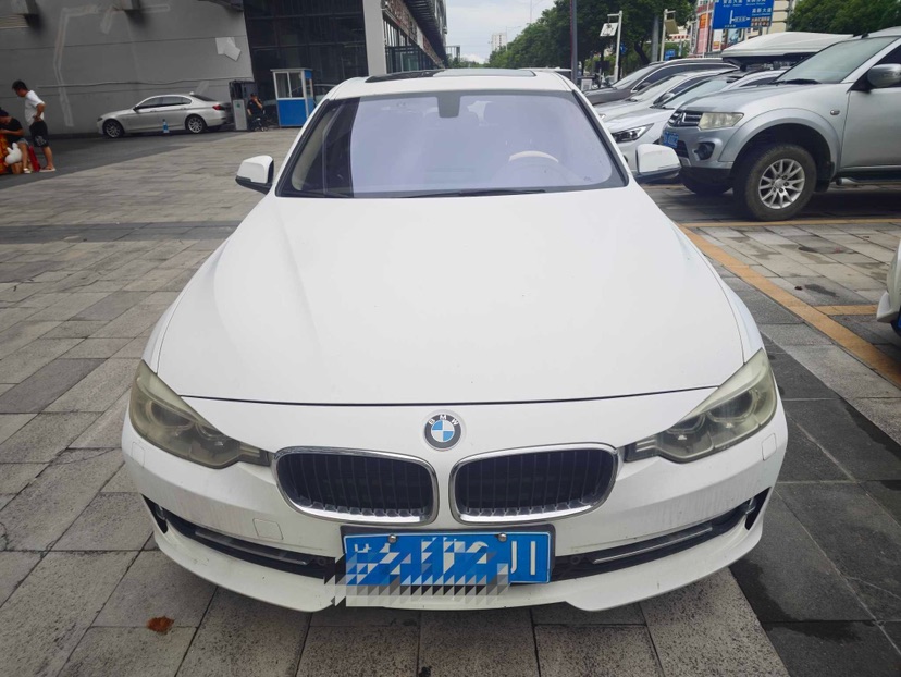 BMW 3 Series 2015 car image #2
