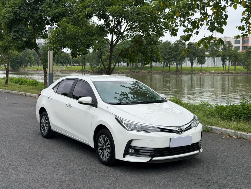 Toyota Corolla 2018 #3 Toyota Corolla 2018 صورة سيارة #3