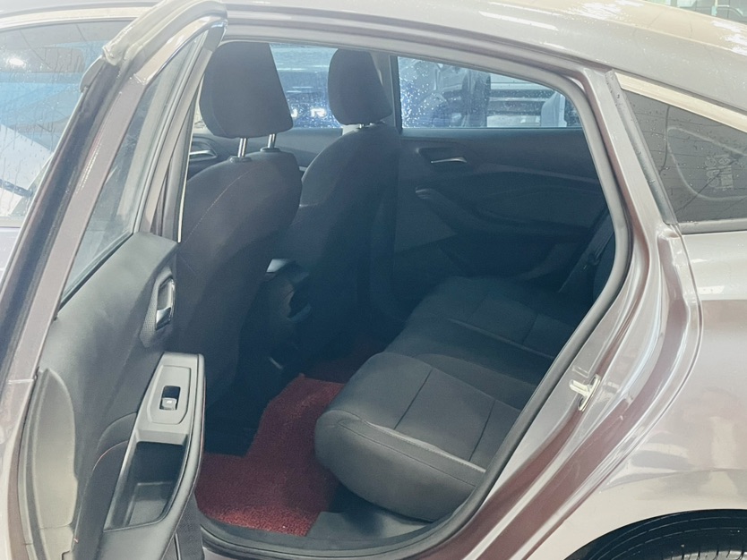 MG 5 2024 car image #6