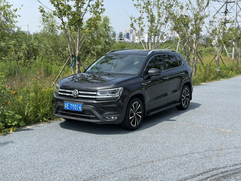 Volkswagen Tharu 2018 car image #10
