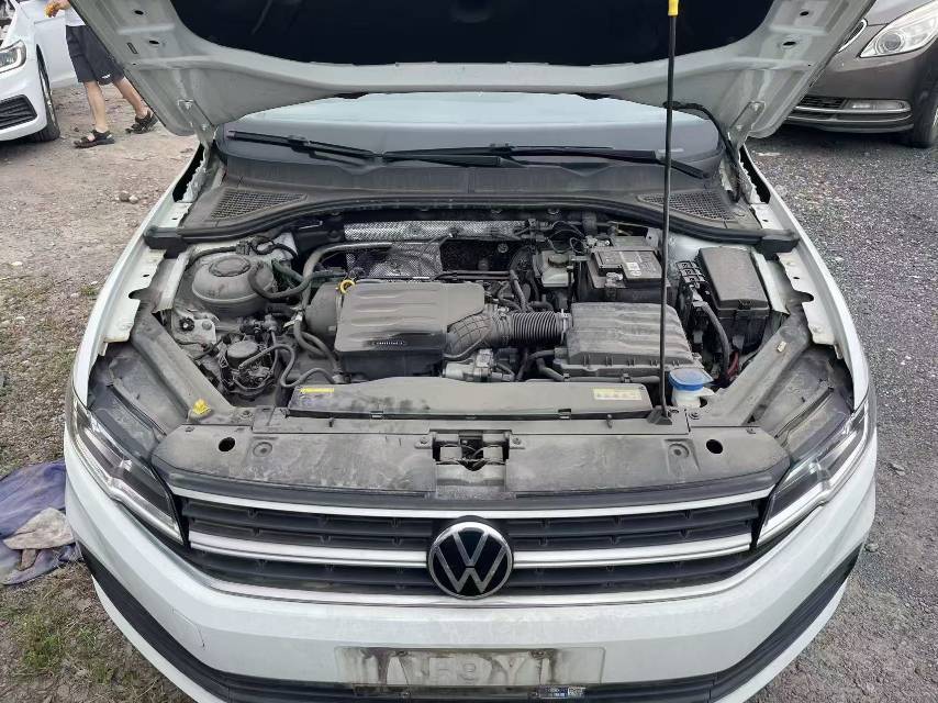 Volkswagen Bora 2023 car image #9