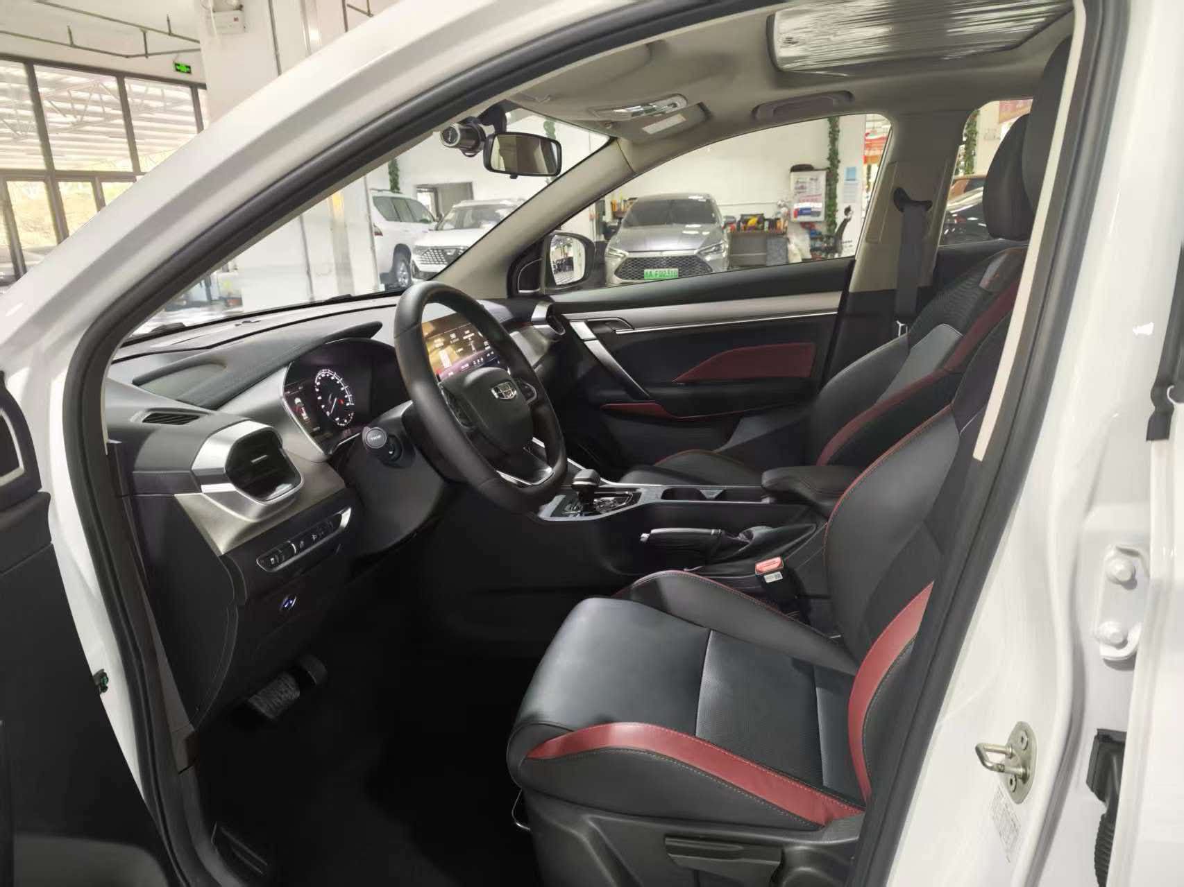 GEELY Coolray 2022 car image #4