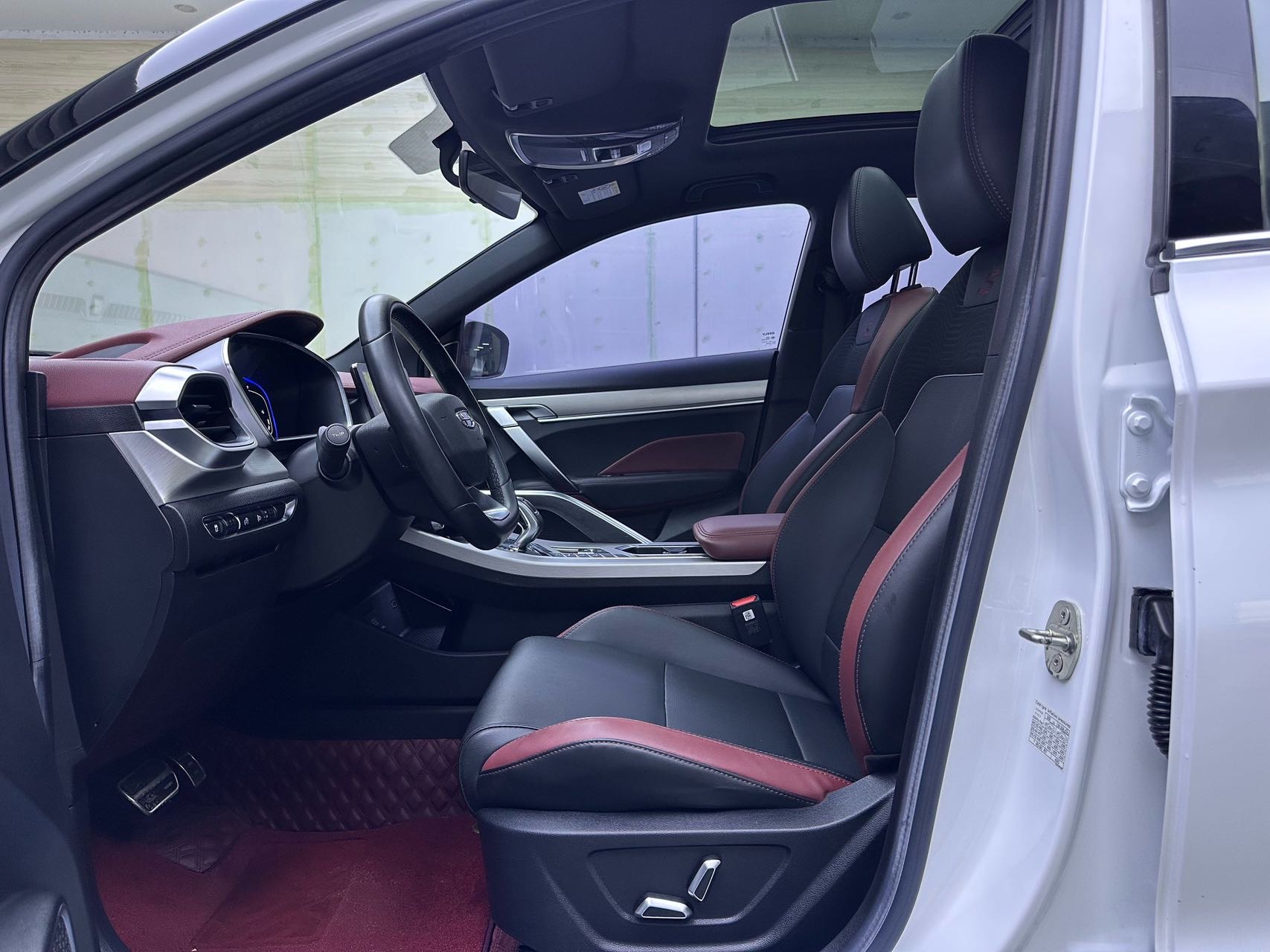 GEELY Coolray 2021 car image #7