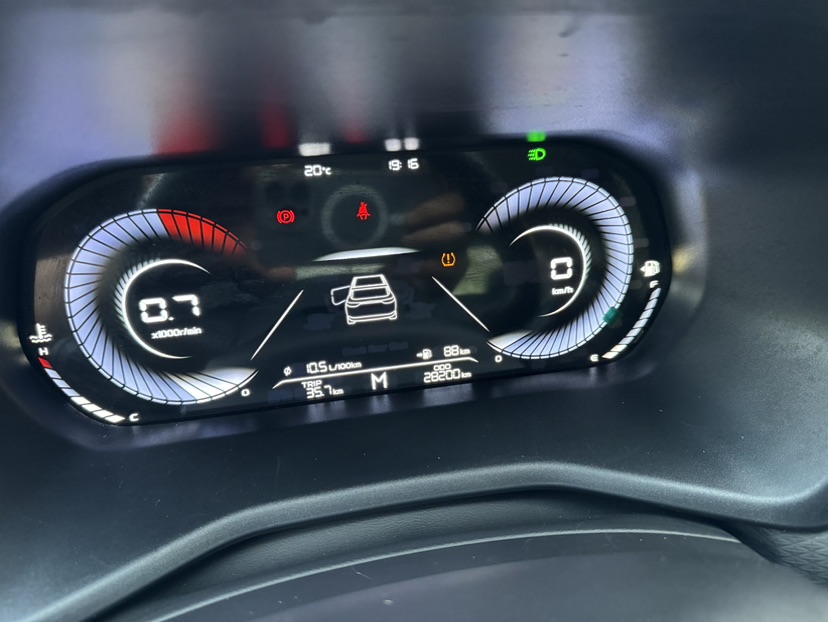 GEELY Emgrand 2023 car image #8