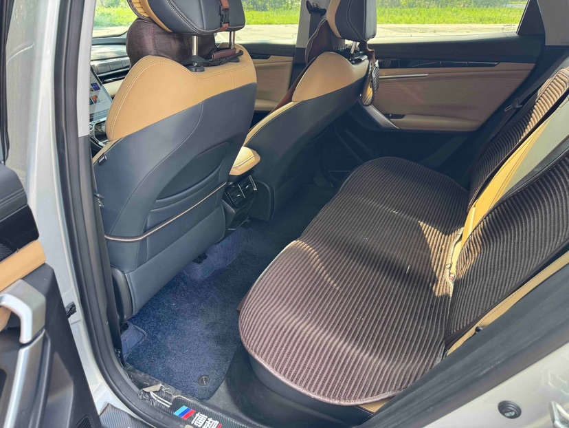 GEELY Boyue L 2023 car image #6