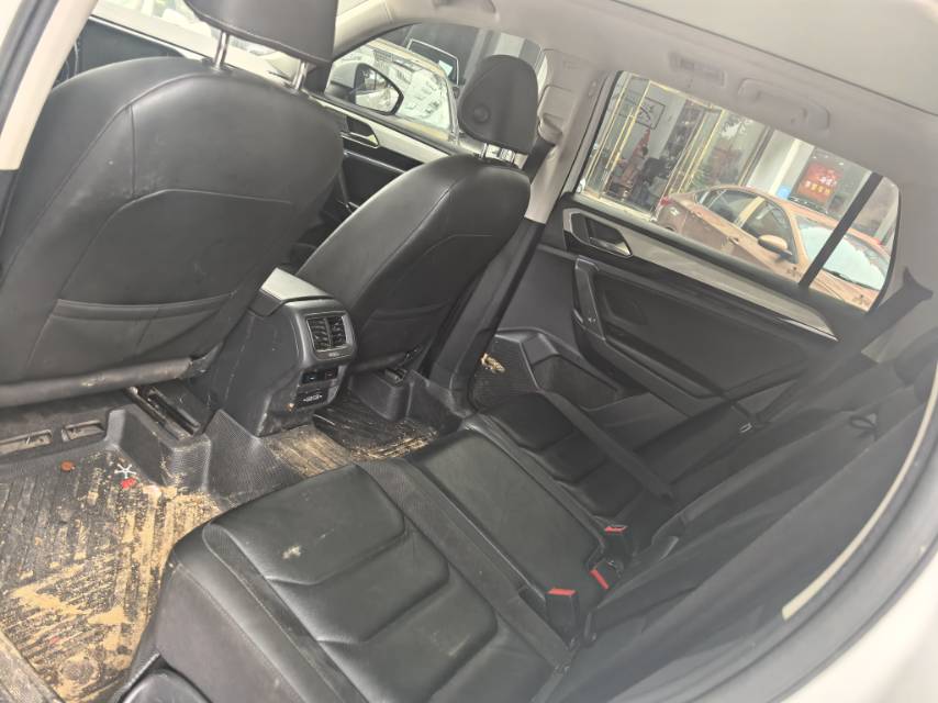 Volkswagen Tayron 2020 #6 Volkswagen Tayron 2020 صورة سيارة #6