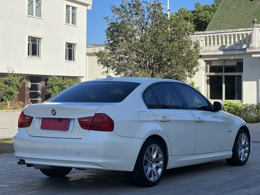 BMW 3 Series (Imported) 2011 #3 BMW 3 Series (Imported) 2011 car image #3