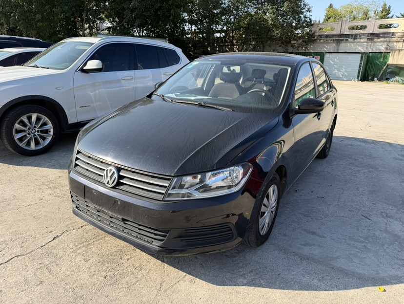 Volkswagen Santana 2017 car image 