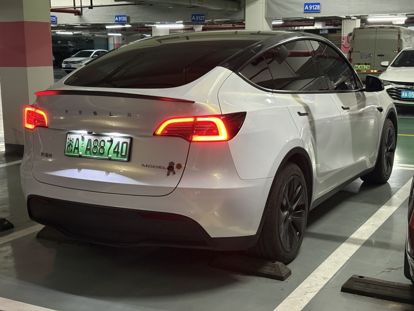 特斯拉 Model Y 2024 汽车图片 #3