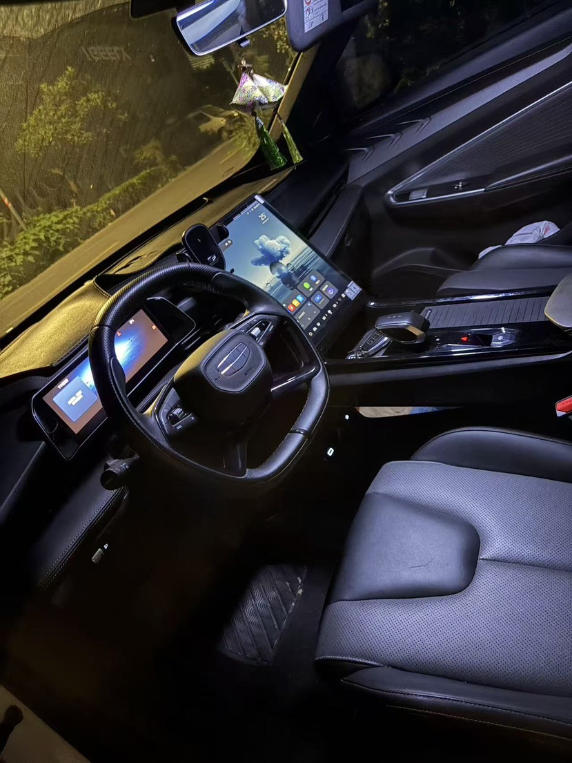 GEELY Boyue 2024 car image #8