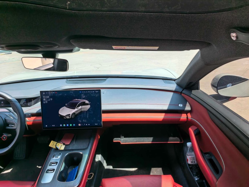 MI SU7 2025 car image #6