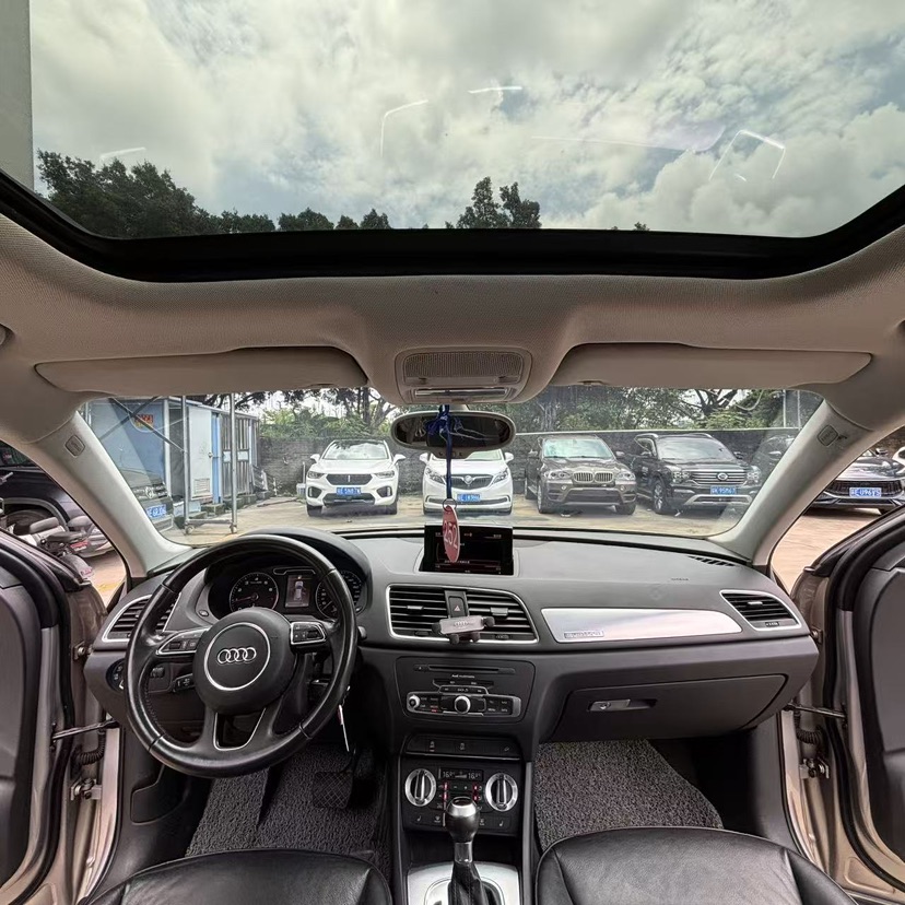 Audi Q3 2013 car image #6