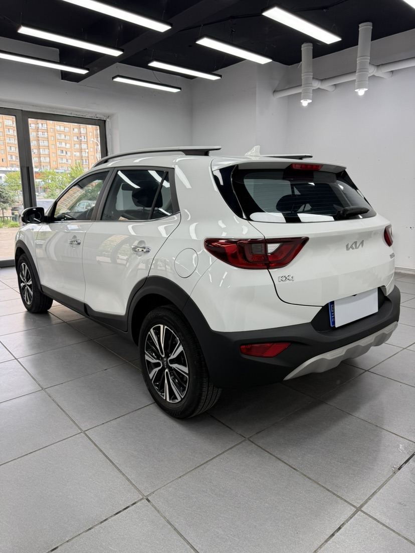 Kia KX1 2022 car image #5