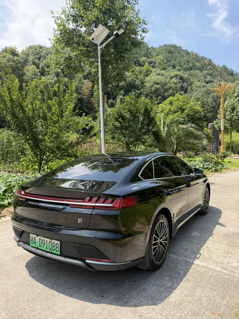 BYD Han 2022 #9 BYD Han 2022 car image #9