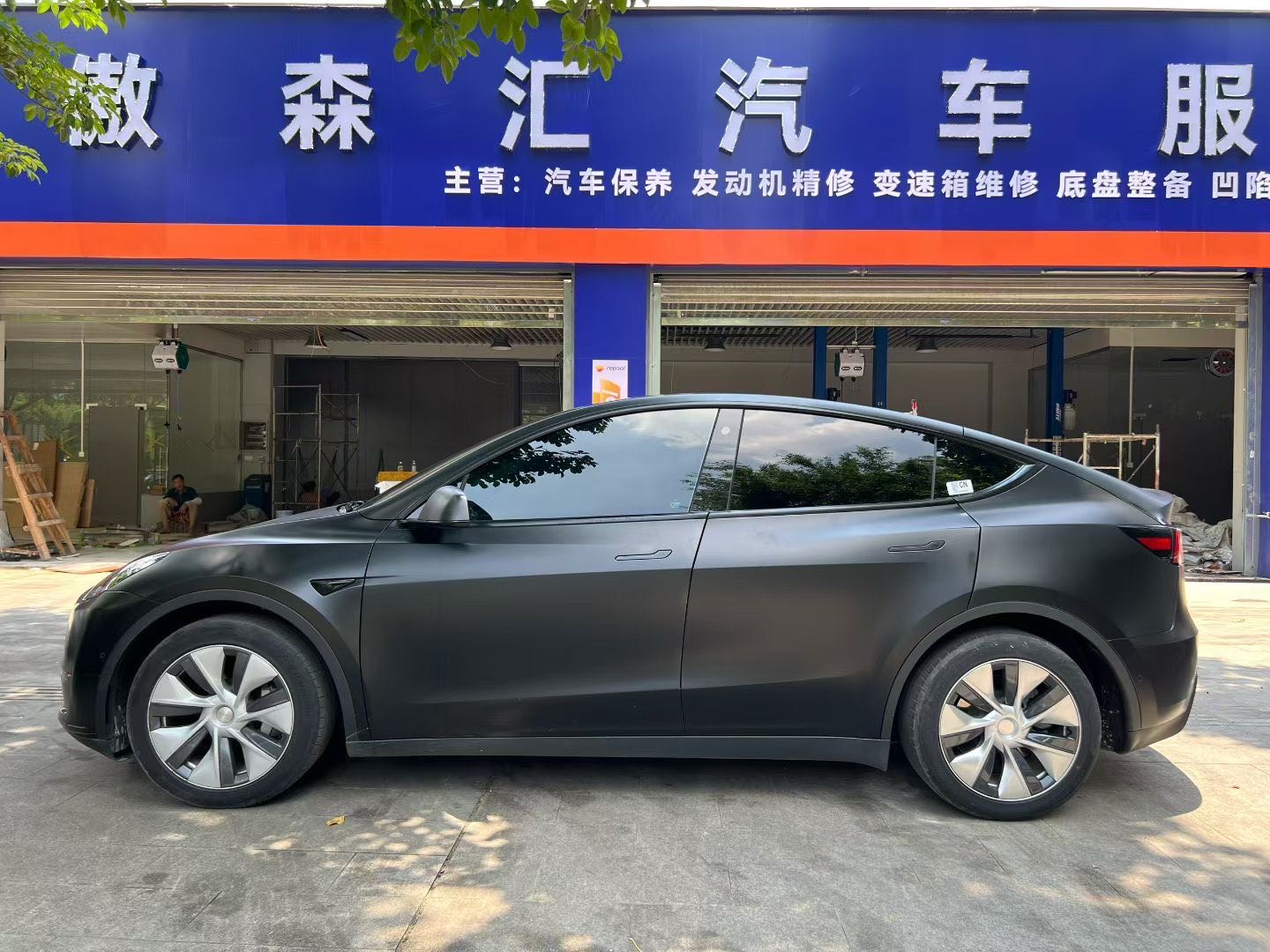 Tesla Model Y 2022 #3 Tesla Model Y 2022 car image #3