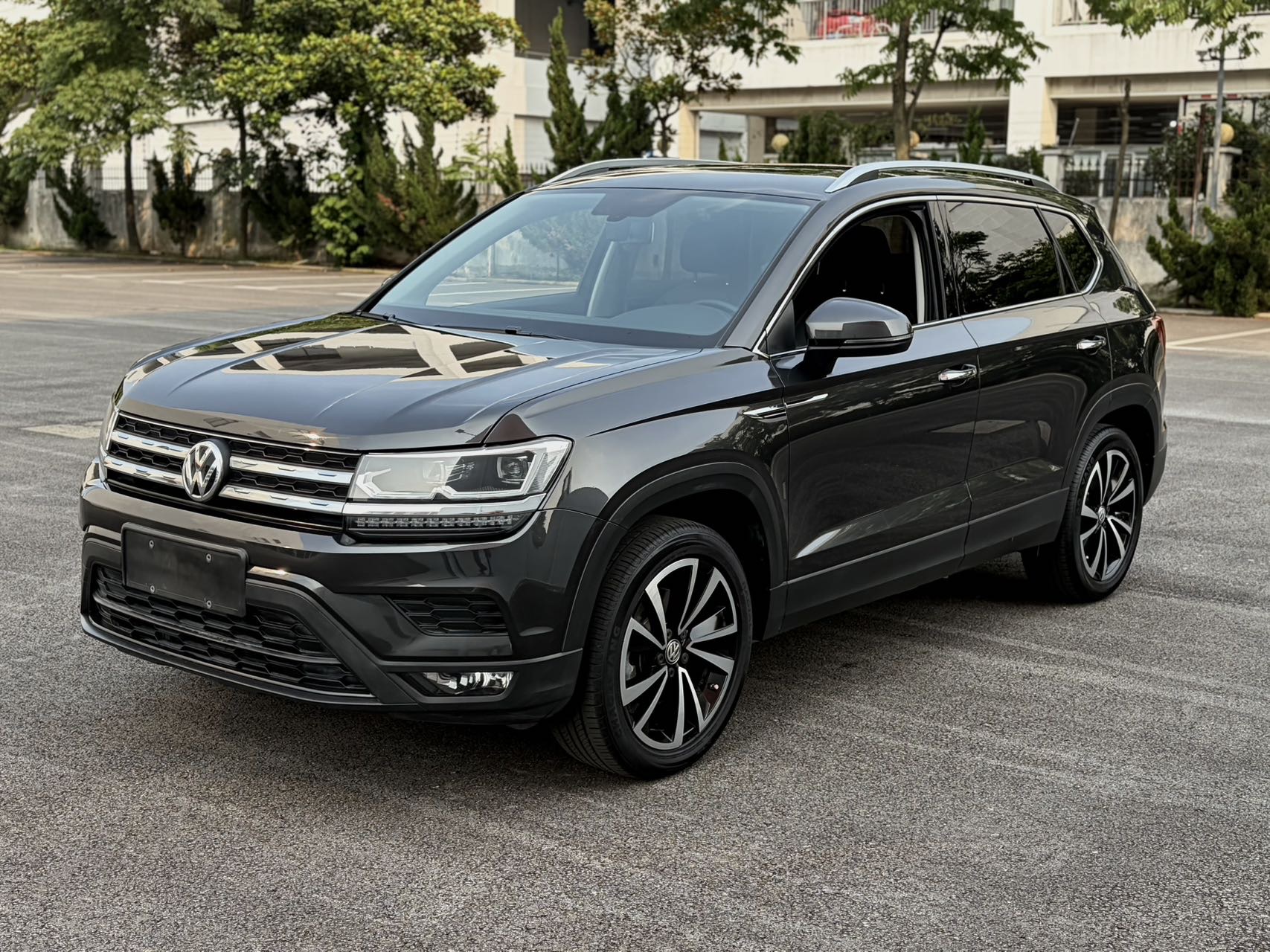 Volkswagen Tharu 2020 car image 
