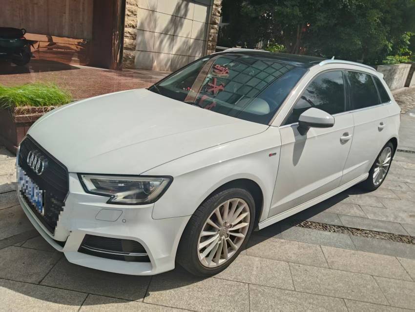 Audi A3 2018 car image 