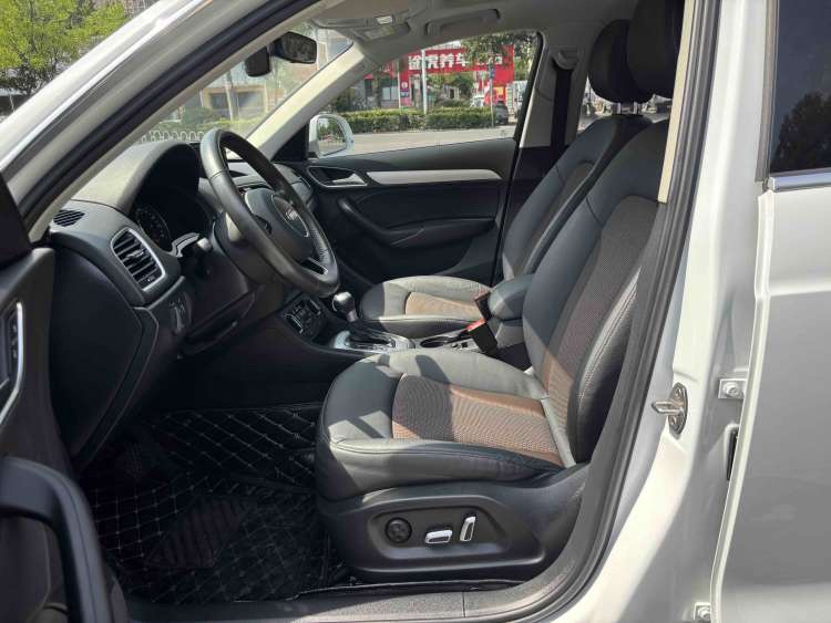 Audi Q3 2019 #8 Audi Q3 2019 car image #8