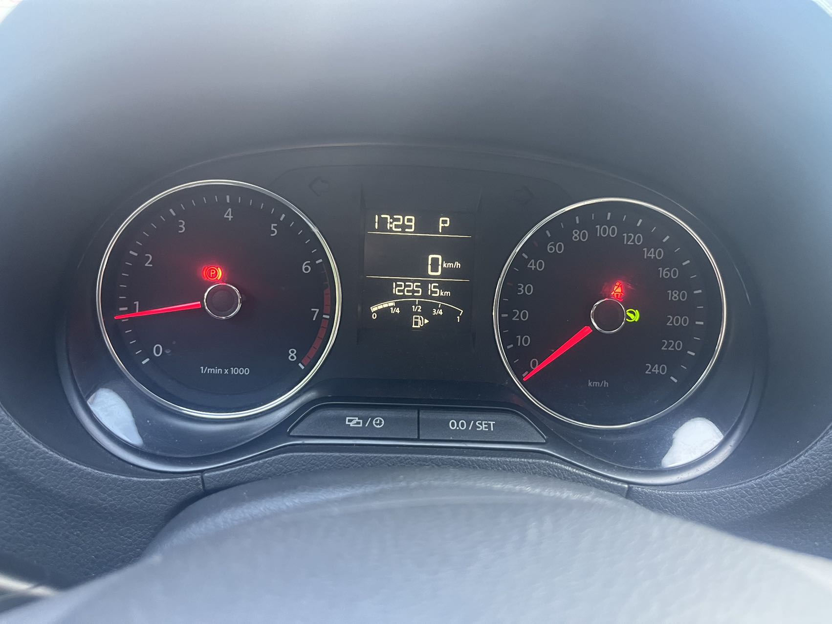 Volkswagen Polo 2014 car image #7
