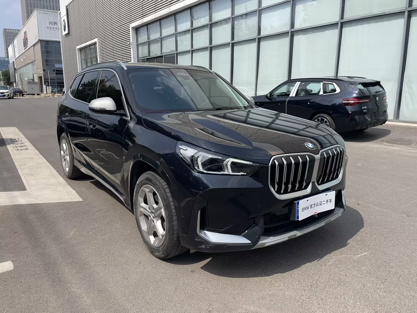 BMW X1 2023 car image 