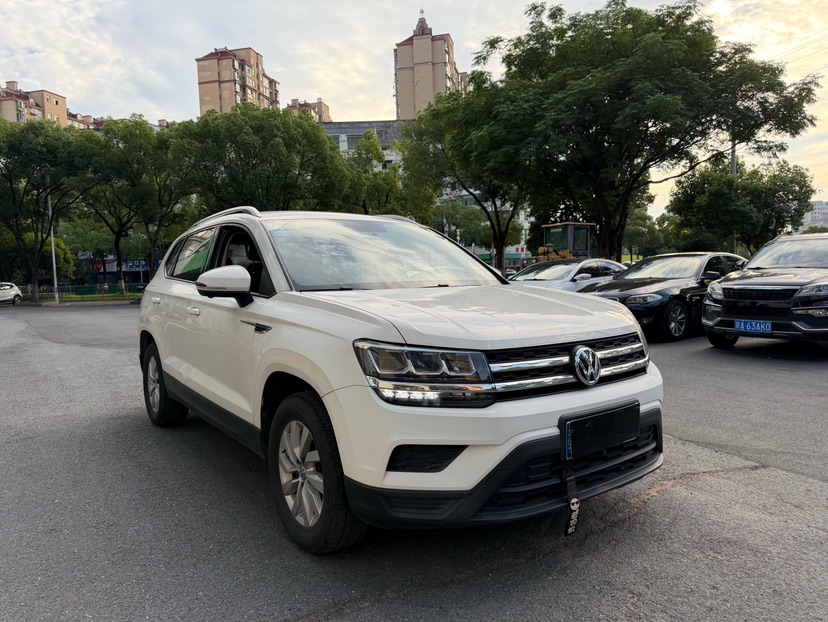 Volkswagen Tharu 2019 car image #3