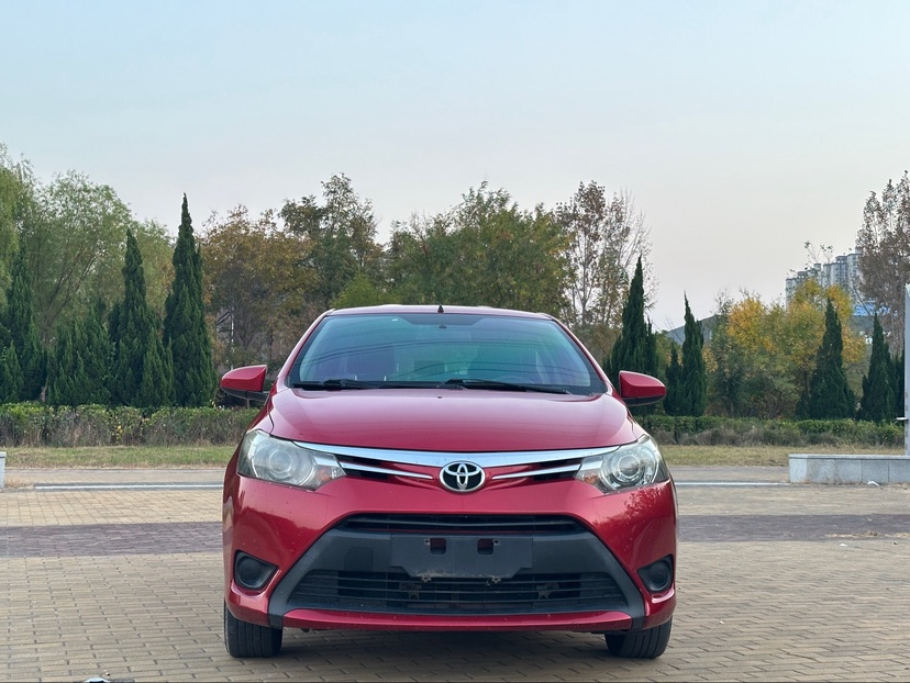 Toyota Vios 2015 #2 Toyota Vios 2015 изображение автомобиля #2
