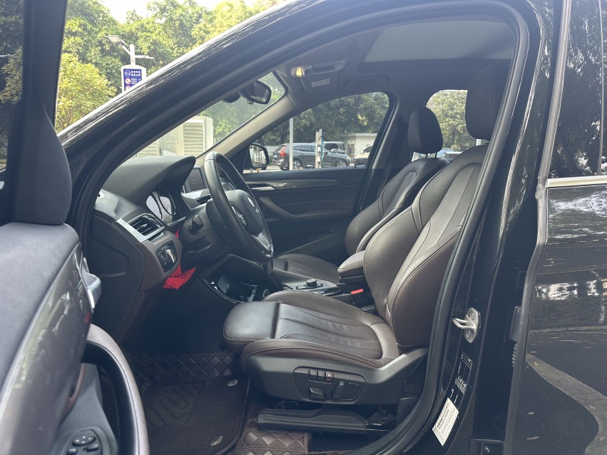 BMW X1 2019 car image #4