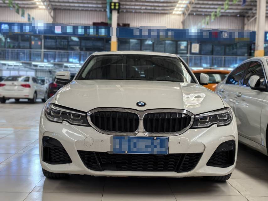 BMW 3 Series 2021 car image #2