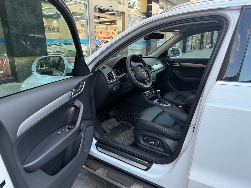 Audi Q3 2018 #7 Audi Q3 2018 car image #7