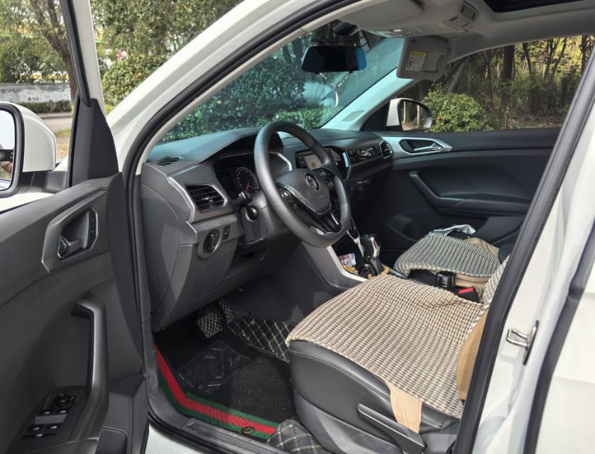 Volkswagen T-Cross 2020 #3 Volkswagen T-Cross 2020 immagine di auto #3