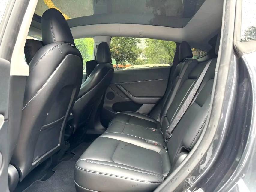Tesla Model Y 2024 #6 Tesla Model Y 2024 car image #6