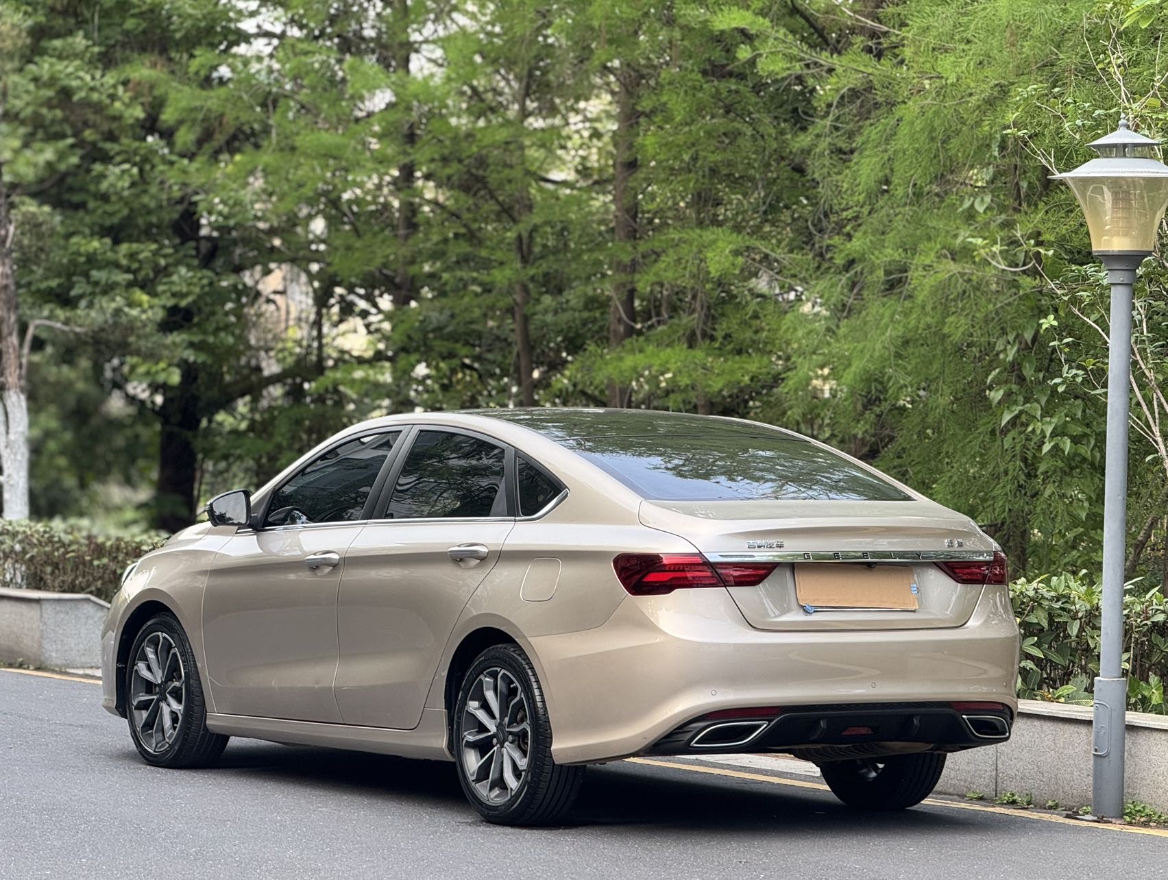 GEELY Binray 2021 car image #3