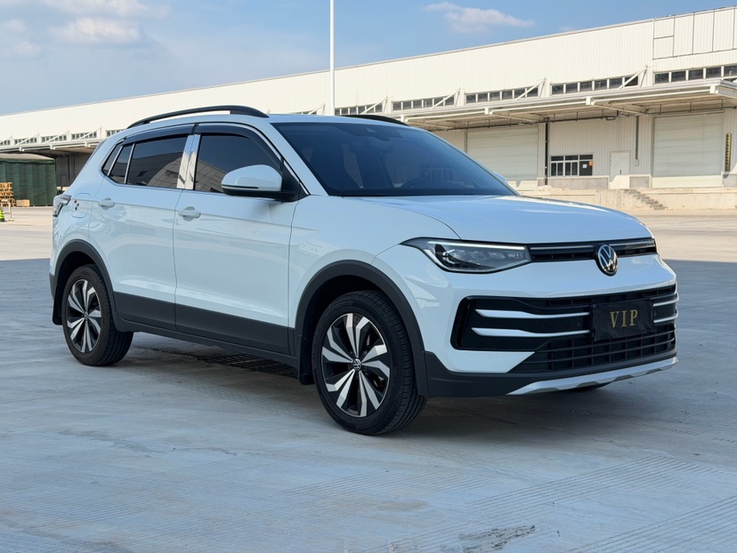Volkswagen Tharu 2025 car image #3