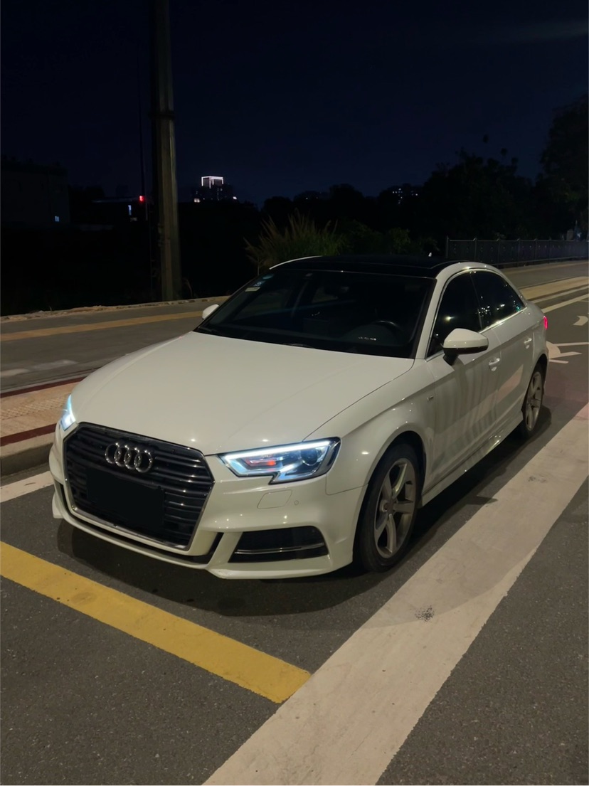 Audi A3 2018 car image 