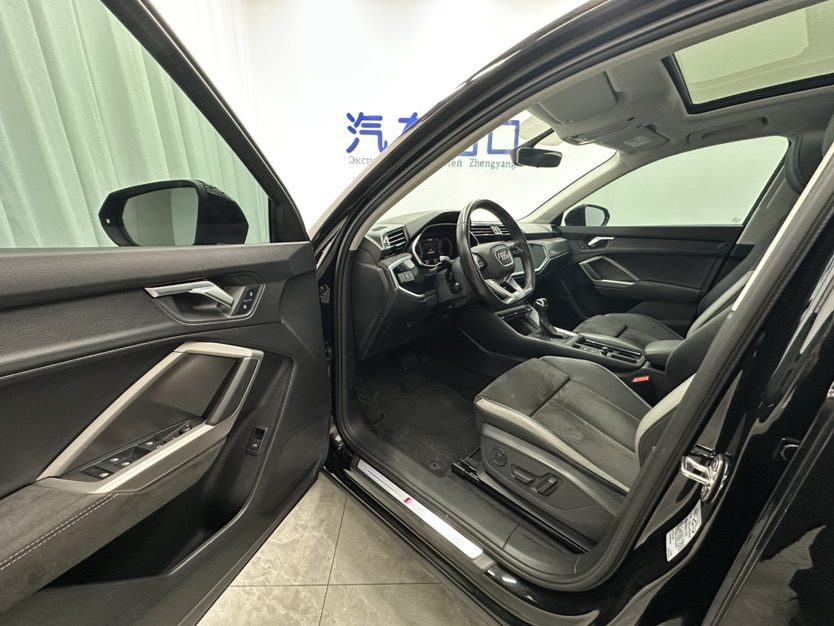 Audi Q3 2022 immagine di auto #7